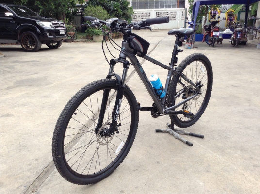 ธารนนทบุรี//ขายจักรยาน HARO ล้อ 29 นิ้ว หล่อๆครับ ราคา 12,000 บาท ธารนนทบุรี//ขายจักรยาน HARO ล้อ 29 นิ้ว หล่อๆครับ ราคา 12,000 บาท