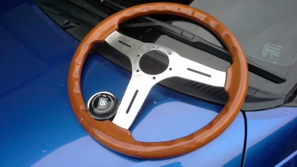 พวงมาลัย NARDI ขนาด 13 นิ้ว สวยๆ พวงมาลัย NARDI ขนาด 13 นิ้ว สวยๆ