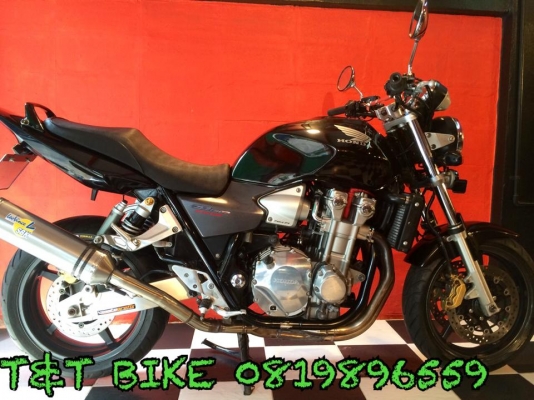 ต้ำพระราม2HONDA CB1300 โฉมปี 2005 PGM FI หัวฉีด เอกสาร มีเล่มทะเบียน ภาษีไม่ขาดต่อ พรบ.พร้อมโอนมาพร้อมของเเต่ง