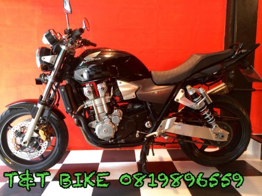 ต้ำพระราม2HONDA CB1300 โฉมปี 2005 PGM FI หัวฉีด เอกสาร มีเล่มทะเบียน ภาษีไม่ขาดต่อ พรบ.พร้อมโอนมาพร้อมของเเต่ง