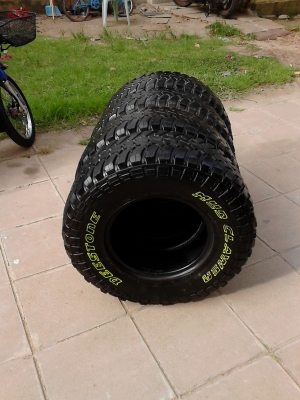 31X10.50R15 DEESTONE MUD CLAWER ปีใหม่ 2013 ขายชุด 4 เส้น TEL.081-427-3941 31X10.50R15 DEESTONE MUD CLAWER ปีใหม่ 2013 ขายชุด 4 เส้น TEL.081-427-3941