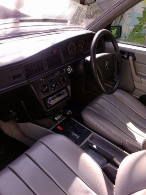 ขาย benz 190 ปี93 ทะเบียนพร้อมโอนราคา125,000บาท