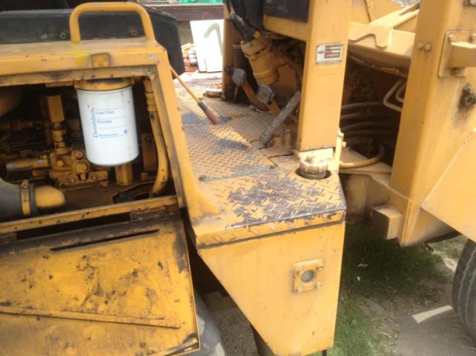 ขายด่วนๆ รถตักล้อยางขนาดเล็ก KOMATSU WA30