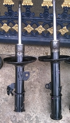 ขายโช๊คอัพเดิม Camry 2.4 ACV30 tokico อัดน้ำมันใหม่แล้ว