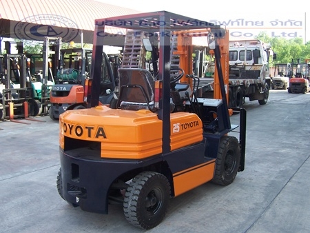 ขายรถ โฟล์คลิฟท์ TOYOTA รุ่น 5-FG25