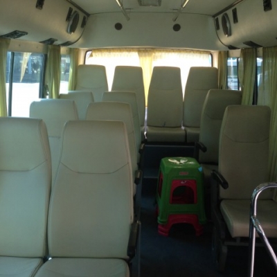 รถมินิบัส ยี่ห้อ HIGER