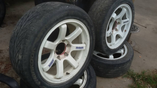 *6,000* ขายล้อแม็ก 6รู หน้า ขอบ17  หลัง ขอบ18