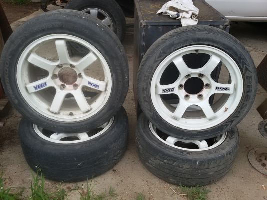 *6,000* ขายล้อแม็ก 6รู หน้า ขอบ17  หลัง ขอบ18