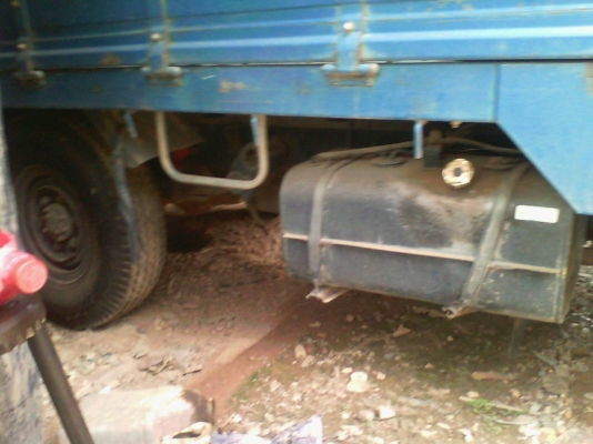 ขาย  toyota  4 ล้อกลาง