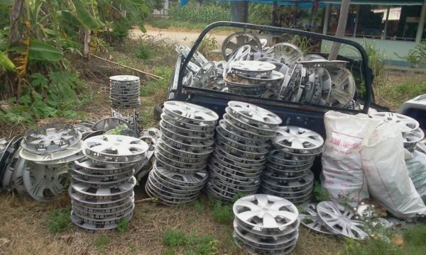 สิ้นค้าขายส่งล้างสต๊อก