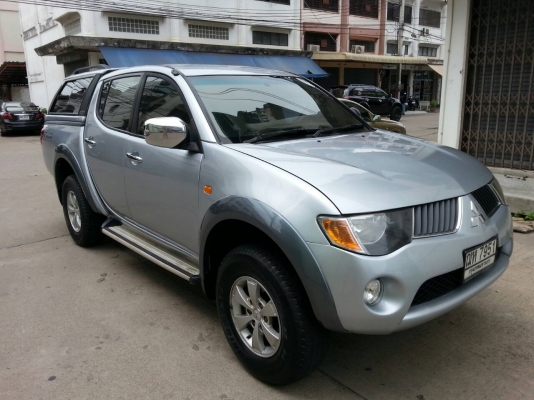 ขาย MITSUBISHI Triton Plus 2.5 4ประตู A/T