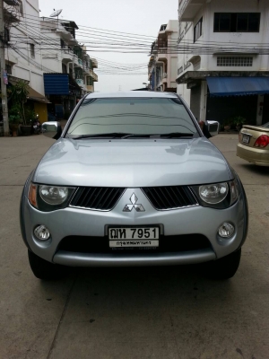 ขาย MITSUBISHI Triton Plus 2.5 4ประตู A/T