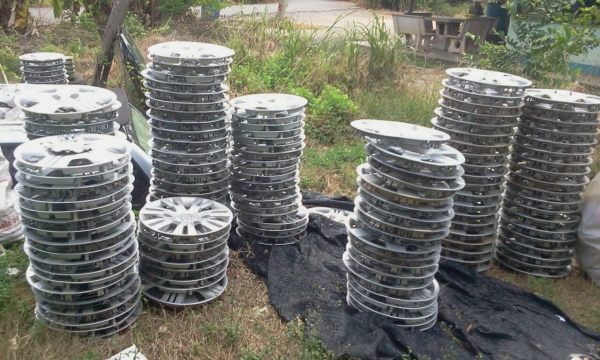 สิ้นค้าขายส่งล้างสต๊อก