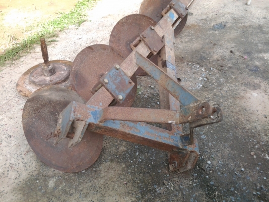 ขายตามสภาพพาน4ดิตกับรถไถคูโบต้าลดเหลือ6500บาท ขายตามสภาพพาน4ดิตกับรถไถคูโบต้าลดเหลือ6500บาท