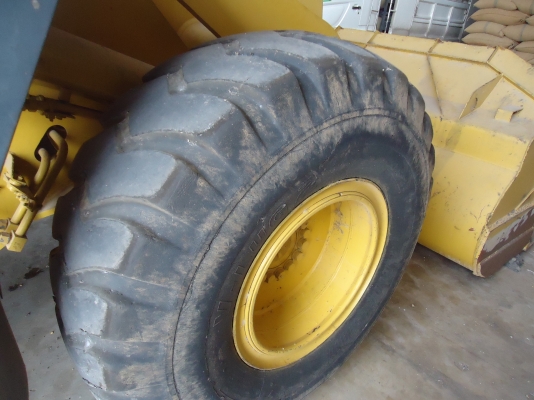 ขายด่วนรถตักล้อยางKOMATSUWA300-3Eเก่านอกนําเขัา ขายด่วนรถตักล้อยางKOMATSUWA300-3Eเก่านอกนําเขัา