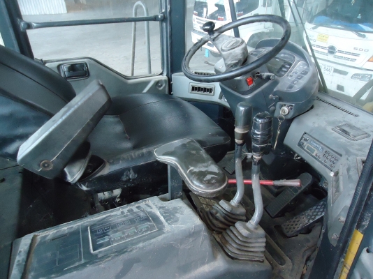 ขายด่วนรถตักล้อยางKOMATSUWA300-3Eเก่านอกนําเขัา ขายด่วนรถตักล้อยางKOMATSUWA300-3Eเก่านอกนําเขัา