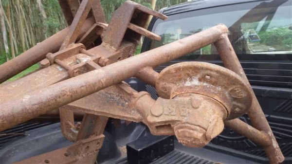 ขายผานสามรถฟอร์ดโคลงยาวถูกๆตามสภาพ 8500บาท ขายผานสามรถฟอร์ดโคลงยาวถูกๆตามสภาพ 8500บาท