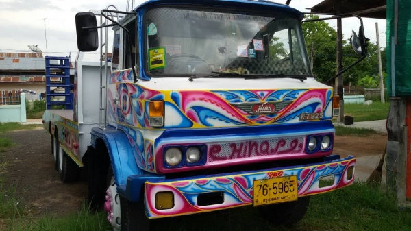 ขายเทรลเลอร์KT925 เครื่อง EH700 เครื่องดี แคชซีสวย พ.เพาเวอร์ เบรกทิฟฟี่ ยางดี มีบันไดไฮดรอลิก สภาพสวยพร้อมใช้งาน เอกสารพร้อมโอน สนใจโทร 090-8588220คุณนะ