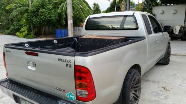 ขายด่วน TOYOTA VIGO E เครื่องเบนซิล 2700 CC. ขายด่วน TOYOTA VIGO E เครื่องเบนซิล 2700 CC.