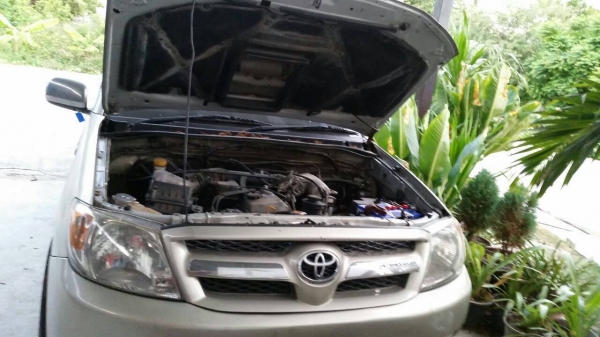 ขายด่วน TOYOTA VIGO E เครื่องเบนซิล 2700 CC. ขายด่วน TOYOTA VIGO E เครื่องเบนซิล 2700 CC.