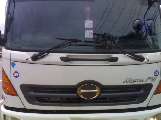 รถอีซูซุ 6 ล้อดั้ม 220 แรงม้า ปี 51.  สนใจติดต่อ  081 - 6079515