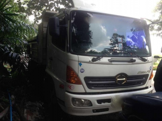 รถอีซูซุ 6 ล้อดั้ม 220 แรงม้า ปี 51.  สนใจติดต่อ  081 - 6079515