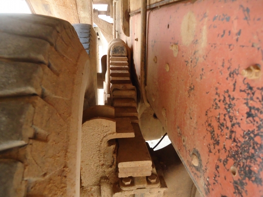 ขาบด่วนรถสิบล้อร็อกกี้FXZ23NFYดรั้มเครือง240แรงม้าปี36