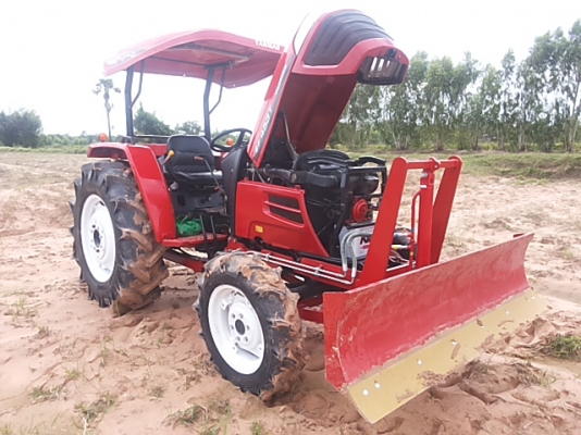 ยันม่าร์ 45 แรงเหมือนใหม่ไม่มีที่ติ เล่มทะเบียนเอกสารพร้อมโอนครับ