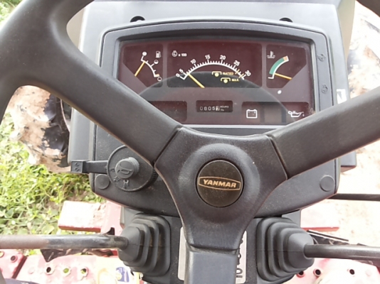 ยันม่าร์ 45 แรงเหมือนใหม่ไม่มีที่ติ เล่มทะเบียนเอกสารพร้อมโอนครับ