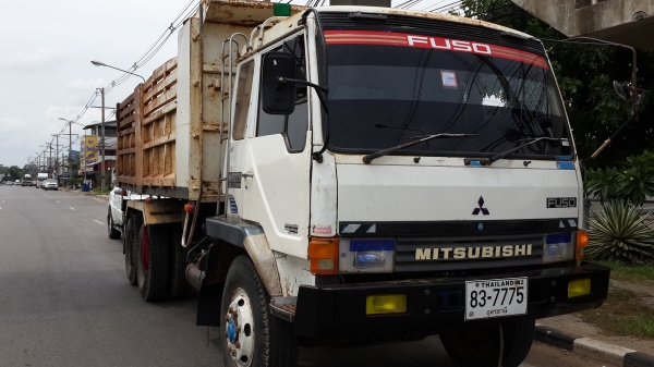 ขายดาวน์ไอ้หลงเบรคใหญ่สองเพลาดั้มFN527MTD195แรงสภาพพร้อมใช้ราคาผ่อนเท่าเงินสดโทร0843923995