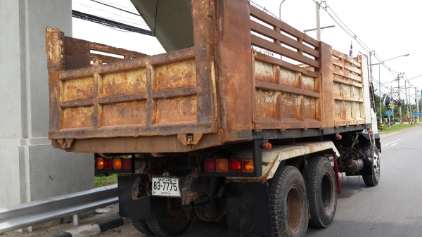 ขายดาวน์ไอ้หลงเบรคใหญ่สองเพลาดั้มFN527MTD195แรงสภาพพร้อมใช้ราคาผ่อนเท่าเงินสดโทร0843923995