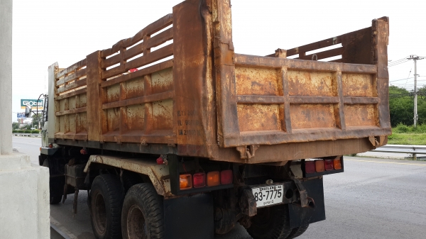 ขายดาวน์ไอ้หลงเบรคใหญ่สองเพลาดั้มFN527MTD195แรงสภาพพร้อมใช้ราคาผ่อนเท่าเงินสดโทร0843923995