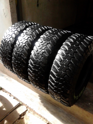 31X10.50R15 DEESTONE MUD CLAWER ปีใหม่ 2013 ขายชุด 4 เส้น TEL.081-427-3941 31X10.50R15 DEESTONE MUD CLAWER ปีใหม่ 2013 ขายชุด 4 เส้น TEL.081-427-3941