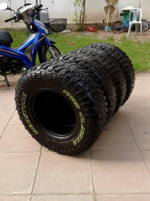 31X10.50R15 DEESTONE MUD CLAWER ปีใหม่ 2013 ขายชุด 4 เส้น TEL.081-427-3941 31X10.50R15 DEESTONE MUD CLAWER ปีใหม่ 2013 ขายชุด 4 เส้น TEL.081-427-3941