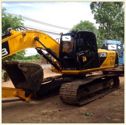 ขายดาวน์ JCB รุ่น JS-200 รถปีเดียวสภาพสวย ใหม่จากแบรน์ผู้ดีอังกฤษ