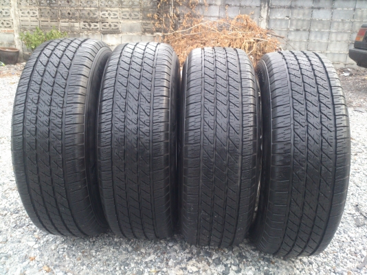 ขายแม็กTOYOTA VIGO CHAMP ขอบ17 พร้อมยางMICHELIN265/65R17 ยางสัปดาห์ที่29ปี13 ดอกยางนิ่มลึกไม่ร้าวไม่แตกลายดอกเต็ม (สภาพ90\%) จำนวน 1 ชุด พร้อมน๊อตแท้ 24 ตัว