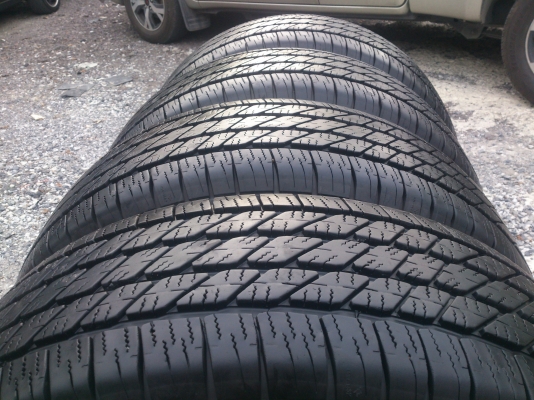 ขายแม็กTOYOTA VIGO CHAMP ขอบ17 พร้อมยางMICHELIN265/65R17 ยางสัปดาห์ที่29ปี13 ดอกยางนิ่มลึกไม่ร้าวไม่แตกลายดอกเต็ม (สภาพ90\%) จำนวน 1 ชุด พร้อมน๊อตแท้ 24 ตัว