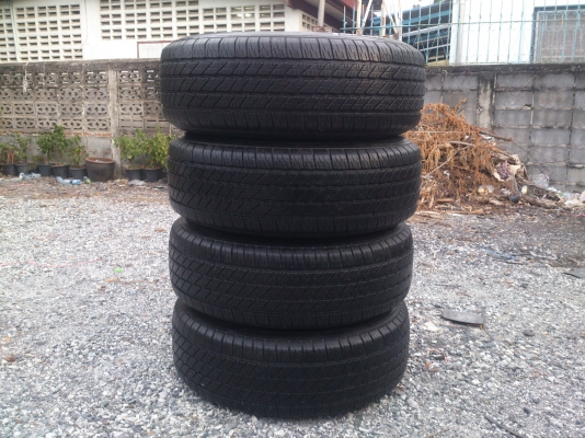 ขายแม็กTOYOTA VIGO CHAMP ขอบ17 พร้อมยางMICHELIN265/65R17 ยางสัปดาห์ที่29ปี13 ดอกยางนิ่มลึกไม่ร้าวไม่แตกลายดอกเต็ม (สภาพ90\%) จำนวน 1 ชุด พร้อมน๊อตแท้ 24 ตัว