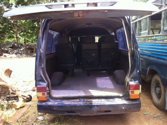 ขายรถตู้nissan ราคา 35000 บาท ด่วนครับ ถูกสุดๆ ขายรถตู้nissan ราคา 35000 บาท ด่วนครับ ถูกสุดๆ