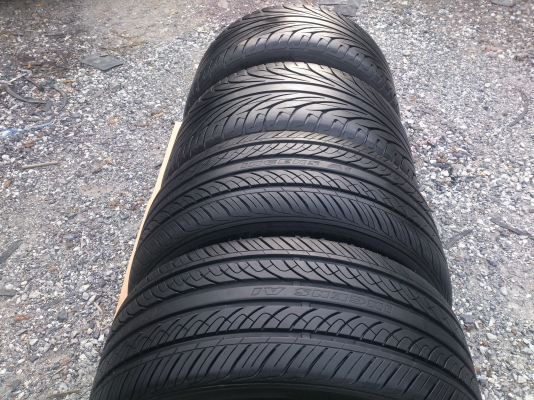 ขายแม็กโปรไดร์ฟสีดำ 6รู139.7ขอบ18 หน้า9.5 หลัง10.5 พร้อมยาง245/40R18 ปี13,ยาง265/35R18 ปี12 ดอกยางนิ่มลึกเท่ากันสภาพแม็กยางสวยมาก จำนวน 1 ชุด