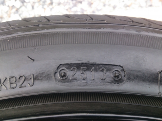 ขายแม็กโปรไดร์ฟสีดำ 6รู139.7ขอบ18 หน้า9.5 หลัง10.5 พร้อมยาง245/40R18 ปี13,ยาง265/35R18 ปี12 ดอกยางนิ่มลึกเท่ากันสภาพแม็กยางสวยมาก จำนวน 1 ชุด