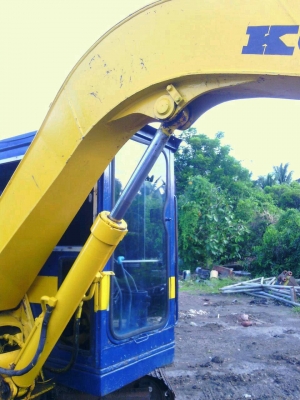 ขายKomatsu Pc60-3เก่านอกใช่งานในไทยแล้ว