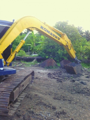 ขายKomatsu Pc60-3เก่านอกใช่งานในไทยแล้ว