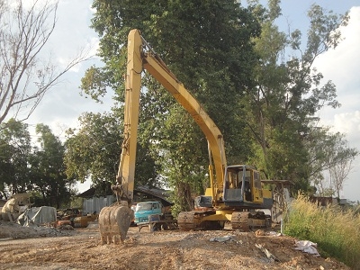 KOMATSU PC200-3 บูมยาว18เมตร มีเล่มคู่มือ