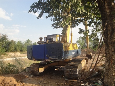 KOMATSU PC200-3 บูมยาว18เมตร มีเล่มคู่มือ