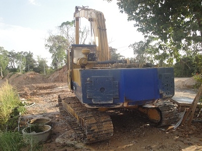 KOMATSU PC200-3 บูมยาว18เมตร มีเล่มคู่มือ