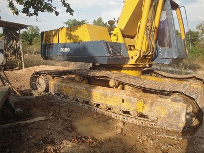 KOMATSU PC200-3 บูมยาว18เมตร มีเล่มคู่มือ