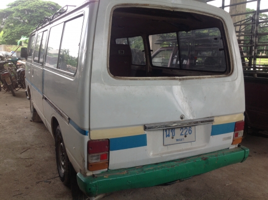 ขายรถตู้ นิสสัน