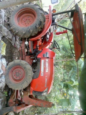 ชื้อป้ายแดงมา700000กว่ายอมขายแค่350000จะเอาเงินไปใช้หนี้