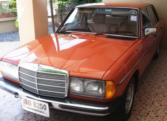 W123 W123